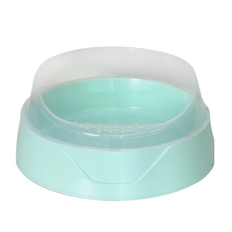 Large corner litter box for cats with scoop by Pawlio, featuring a spacious design and easy-to-use scoop for convenient cleaning.