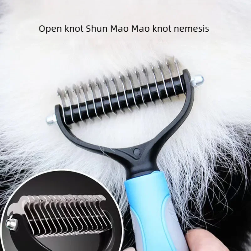 Pawlio™ double-sided pet deshedding brush and dematting comb for professional grooming, showing the dual-sided design and brush teeth.