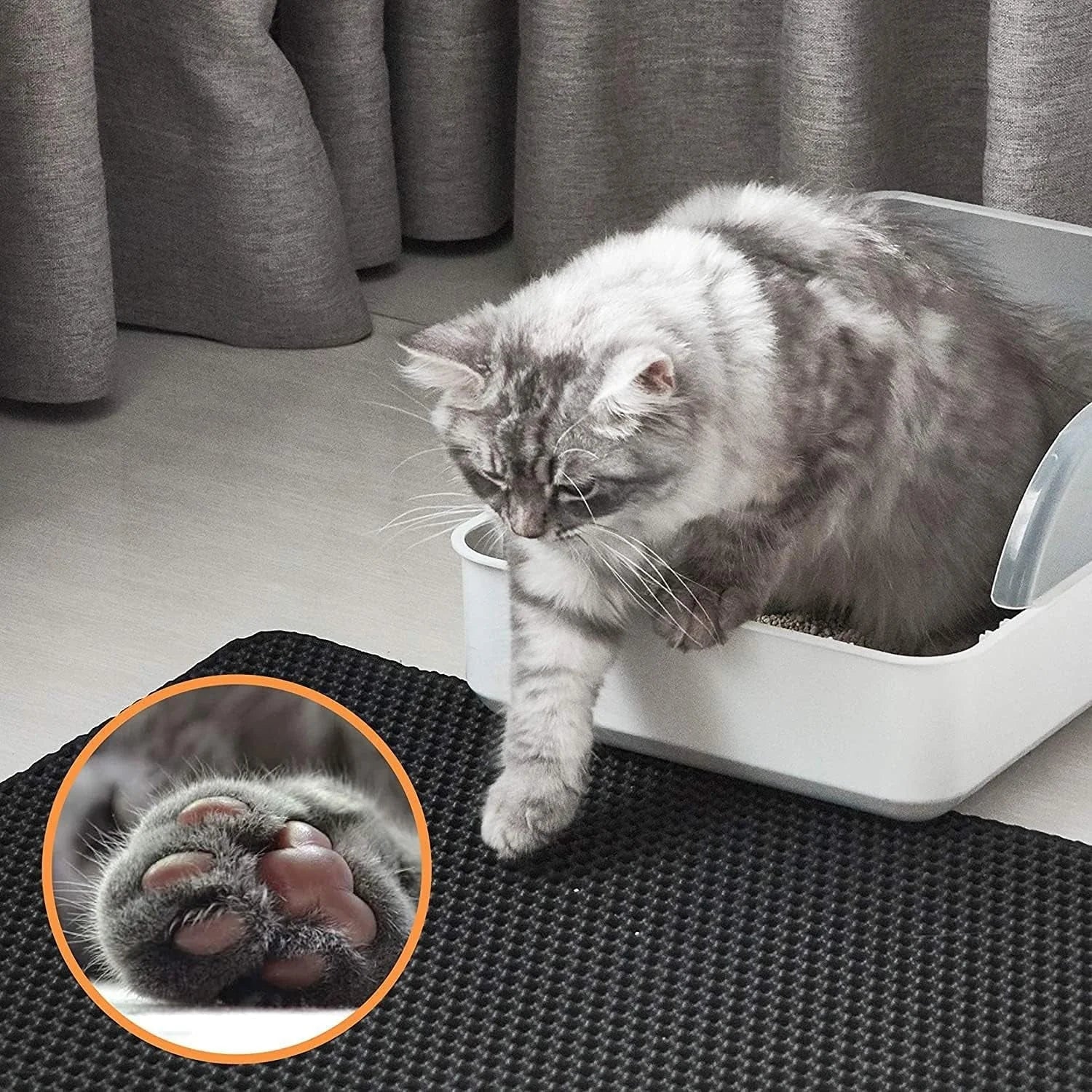 Pawlio™ Premium Cat Litter Trapping Mat with anti-slip surface and easy-to-clean design, placed outside a litter box for trapping loose litter.