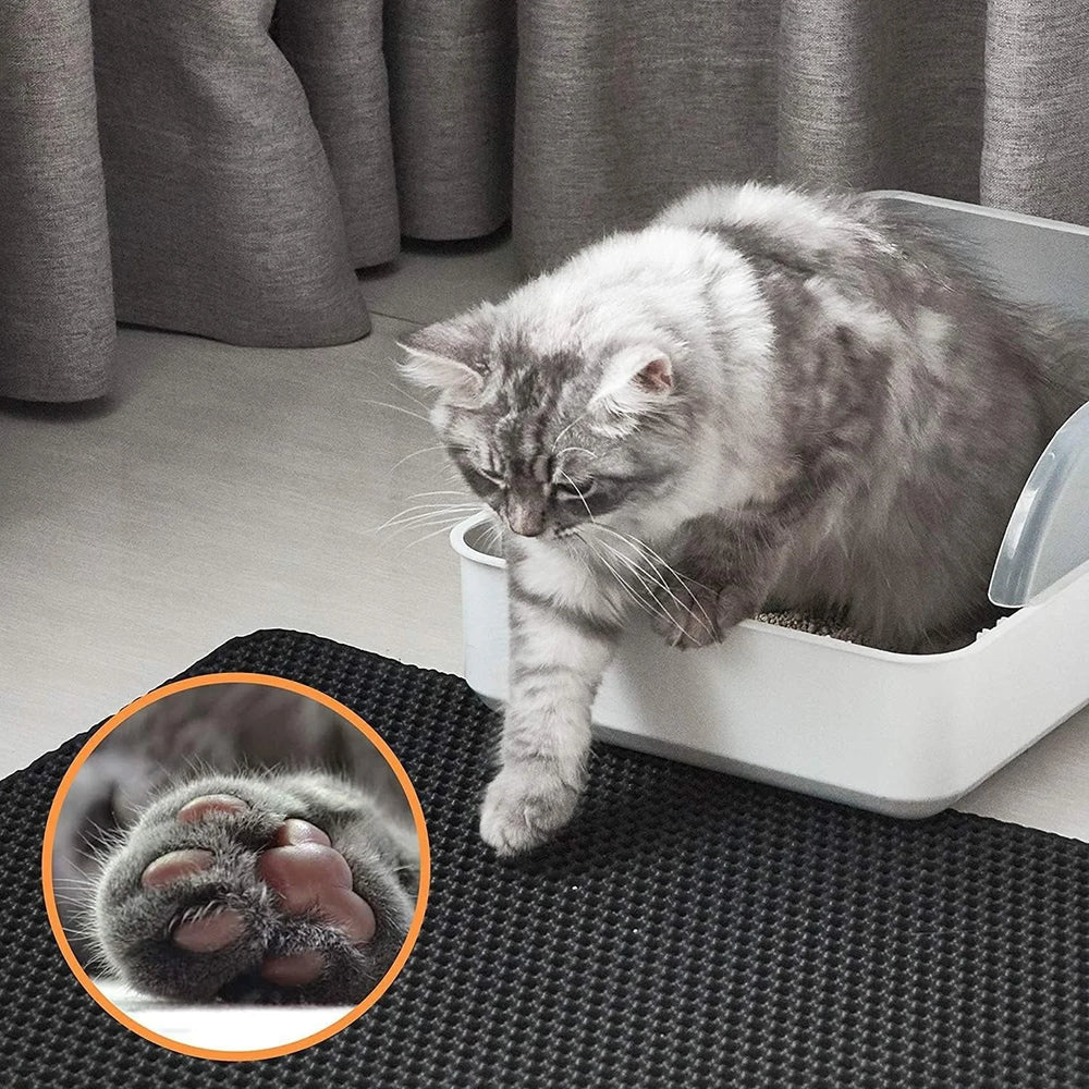 Pawlio™ Premium Cat Litter Trapping Mat with anti-slip surface and easy-to-clean design, placed outside a litter box for trapping loose litter.