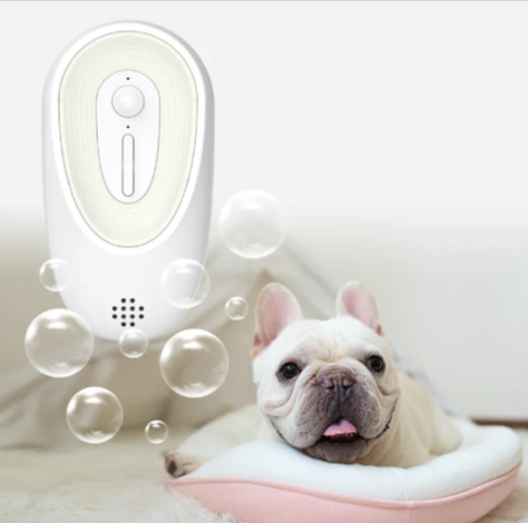 Pawlio Pet Odor Eliminator for litter boxes, featuring a sleek spray bottle design with a fresh scent and easy-to-use trigger.